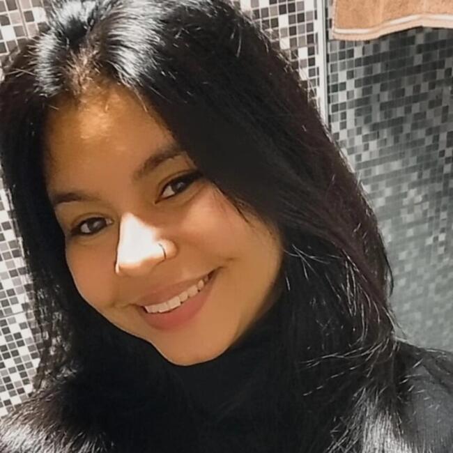 Babysitter in Curitiba: Yasmin