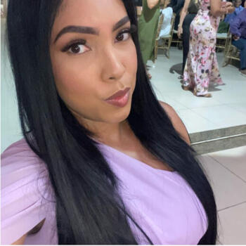 Babysitter in Salvador: Alexia