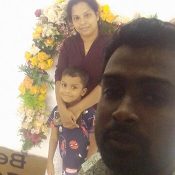 Childminder job in Athurugiriya: babysitting job Vidura