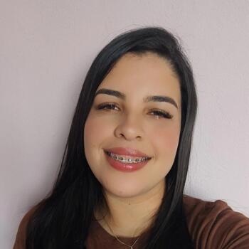 Babysitter in Gravataí: Adrianny
