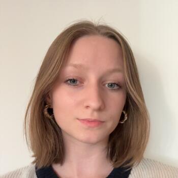 Babysitter in Herk-de-Stad: Lina