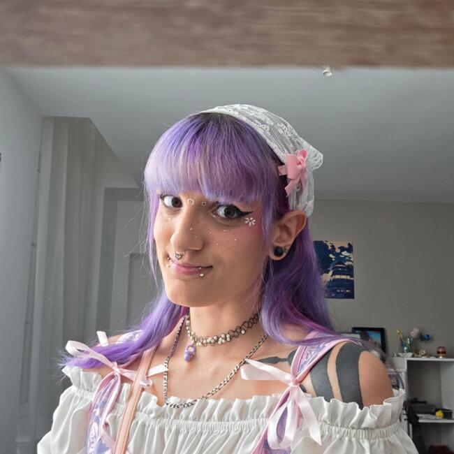 Babysitter in Moulins: Marie