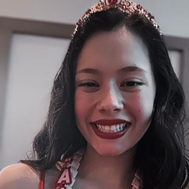 Babysitter in Santa Fe Springs: Alyssa