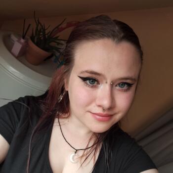 Babysitter in Amiens: Eve