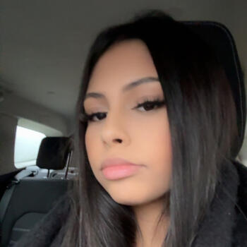 Babysitter in Charleroi: Nour