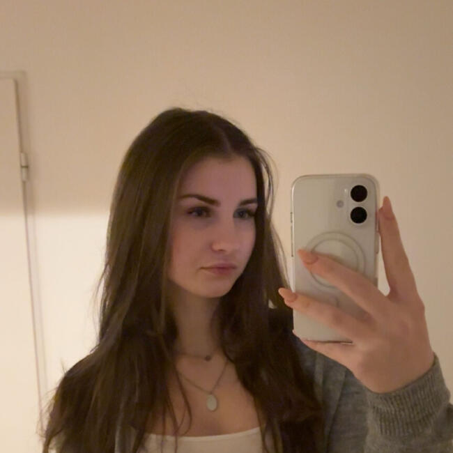 Babysitter in Osnabrück: Alyna