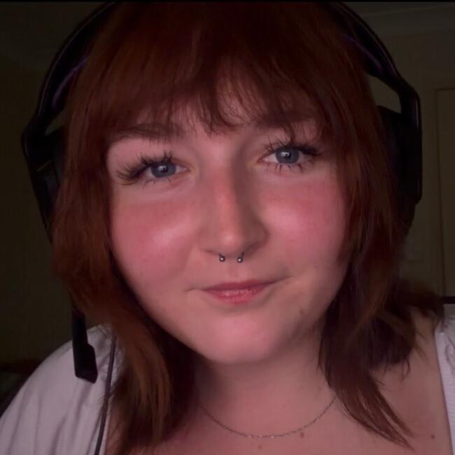 Babysitter in Brisbane: Phoebe