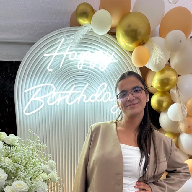 Babysitter in Sint-Pieters-Leeuw: Rania