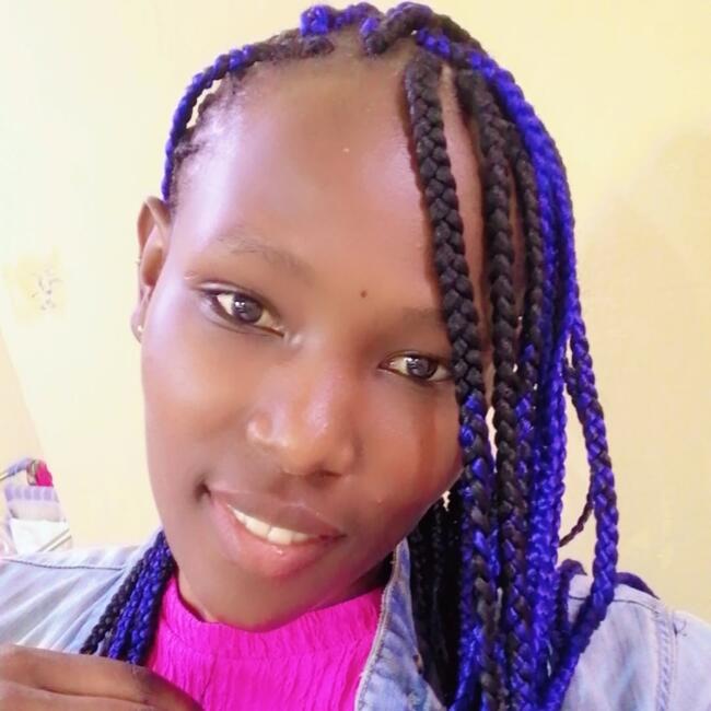 Babysitter in Abu Dhabi: Sharon