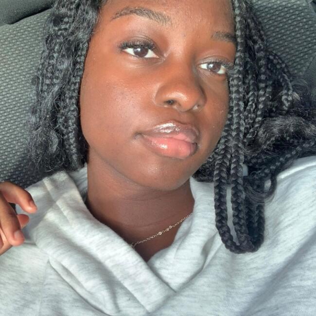 Babysitter em Setúbal: Omara