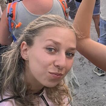 Babysitter in Lyon: Marie