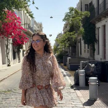 Babysitter in Montevideo: Belen