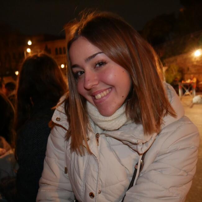 Babysitter in Cadiz: Paula
