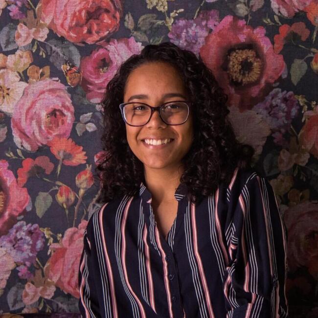 Babá em Curitiba: Brenda Letícia