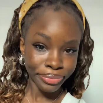 Babysitter in Liège: Daphney