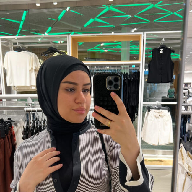Babysitter in Umeå: Zainab