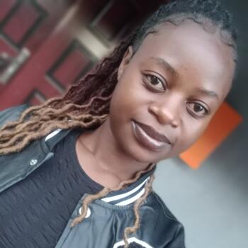 Babysitter Emalahleni: Prudence