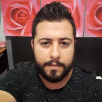 Δουλειά για babysitter στην περιοχή Κερατσίνι: δουλειά φύλαξης παιδιών ELEFTHERIOS
