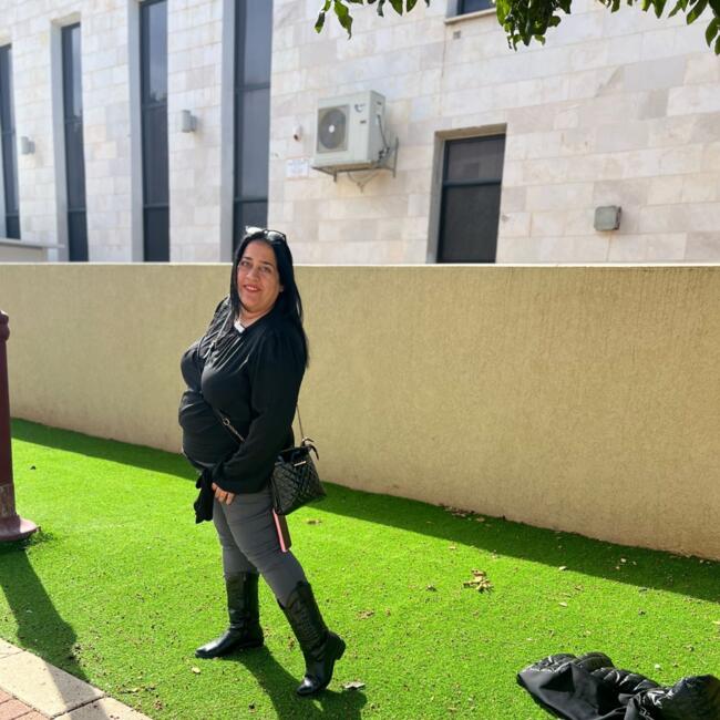 Babysitting job in Rehovot: מירב