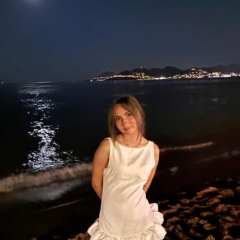 Babysitter in Vaulnaveys-le-Haut: Lilia