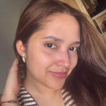 Babysitter in Seville: Julieth