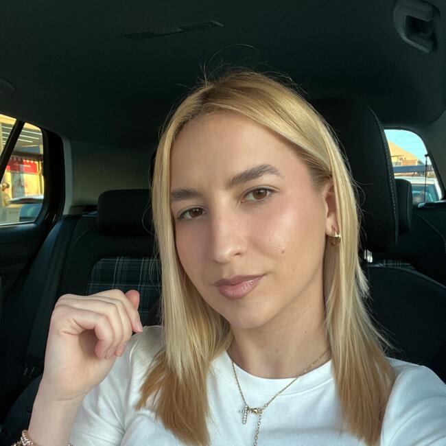 Babysitter in Belgrade: Ivana