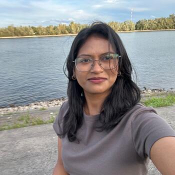 Babysitter Wiesbaden: Damyanti