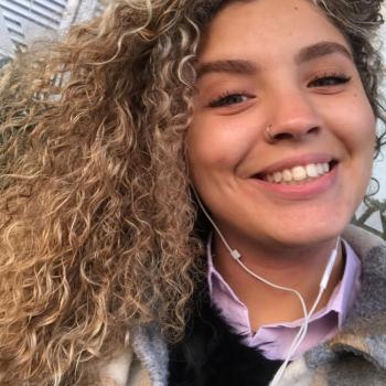 Babysitter in Pessac: Salma