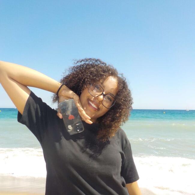 Babysitter in Troyes: Clémence