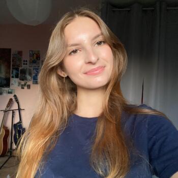 Babysitter in Cherbourg: Clara