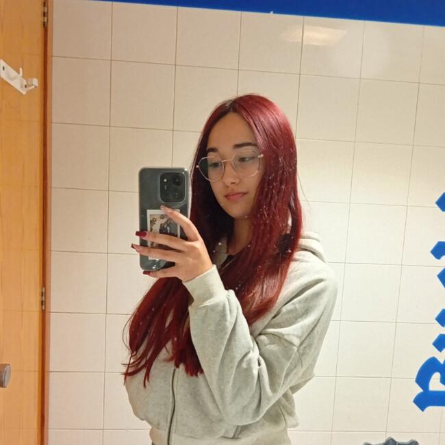 Babysitter in Lloseta: Aroa