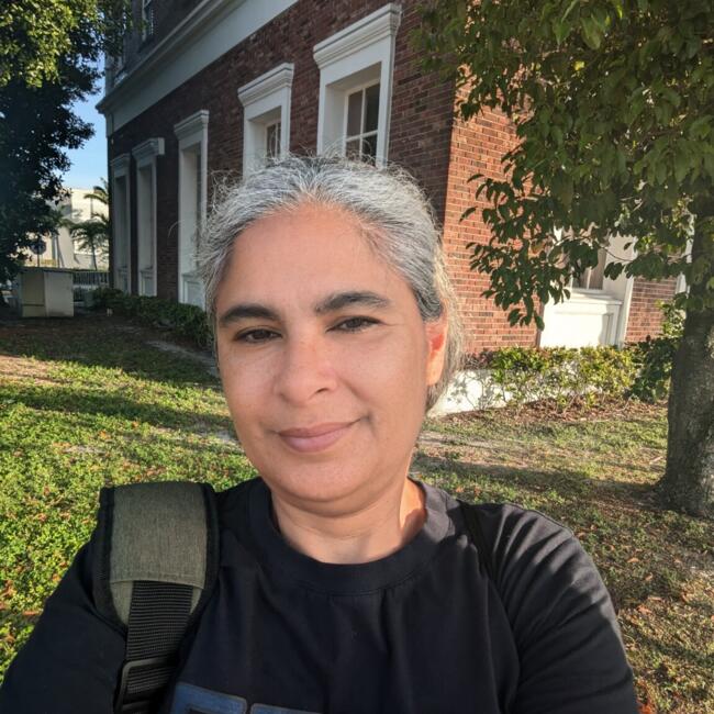 Niñera en San Juan de Dios: Sirleni