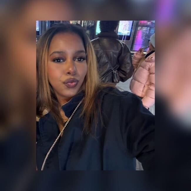 Babysitter in London: Miski