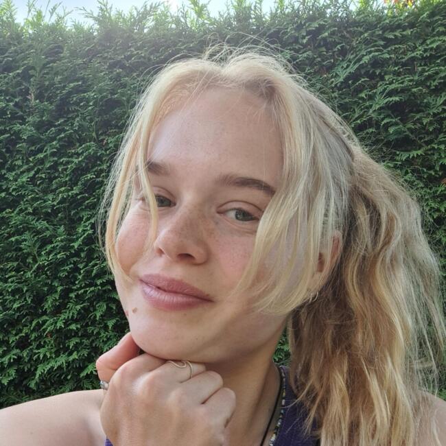 Babysitter in Galway: Johanna