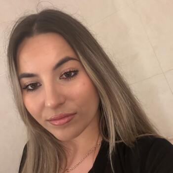 Nanny in Koropí: Mariangela