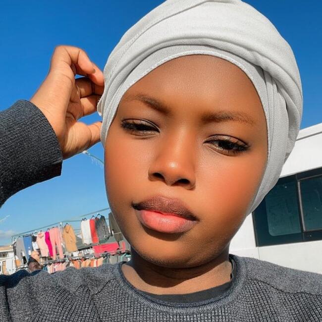 Babysitter in Castelló d'Empúries: Lujayna