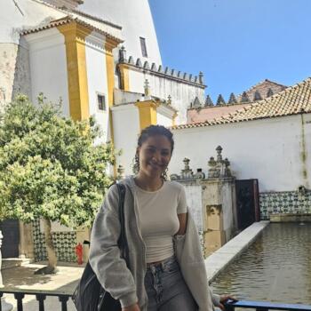 Babysitter em Pontinha: Daniela