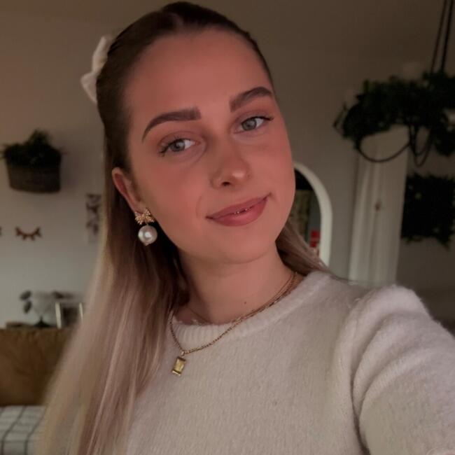 Babysitter in Havířov: Miuska