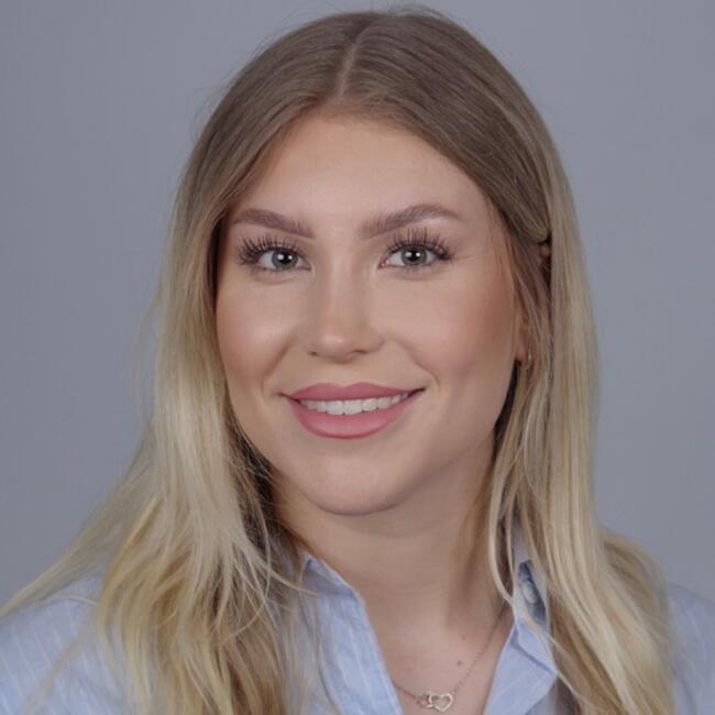 Babysitter in Marbella: Leonie