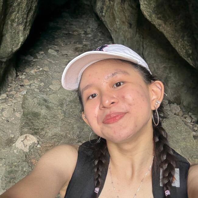Babysitter in Singapore Island: Dionne