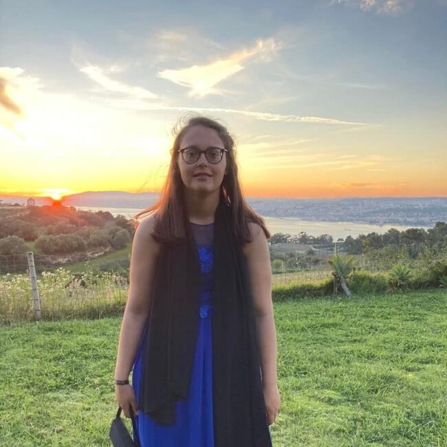 Babysitter em Almada: Rafaela