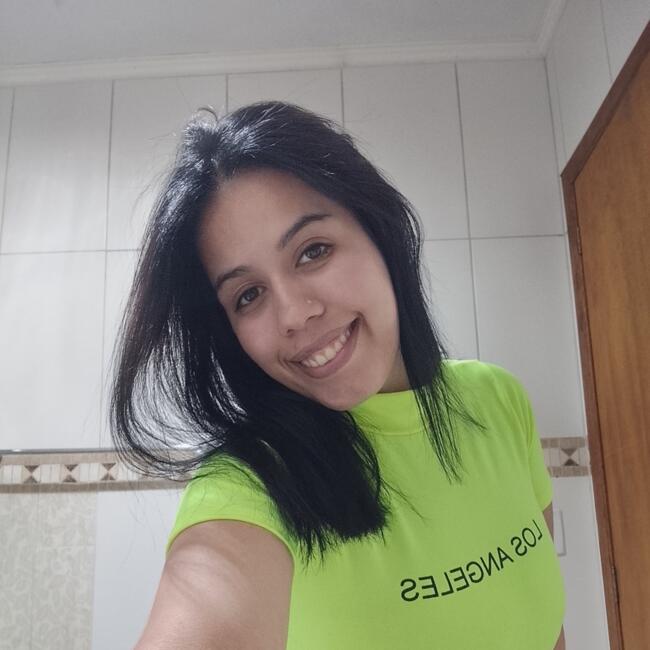 Babá em Guaíba: Livia