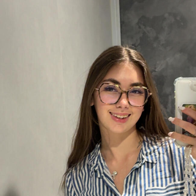 Babysitter in Douvrin: Melina