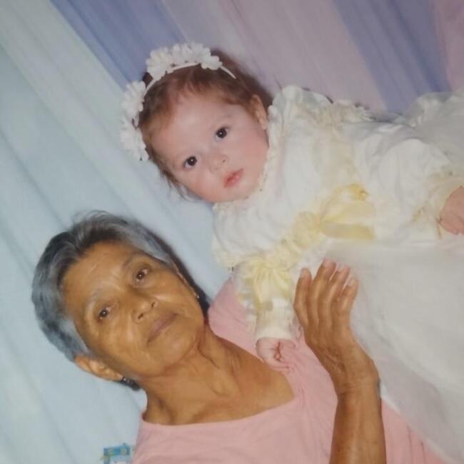 Niñera en Sayán: Elena