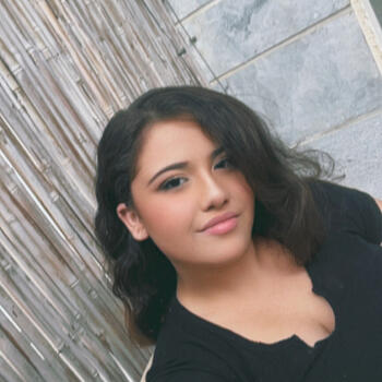 בייביסיטר ב- בית שמש: Liora