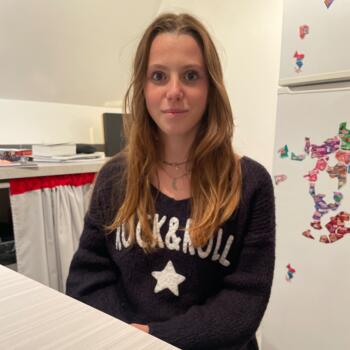 Baby-sitter in Auxerre: Lucie