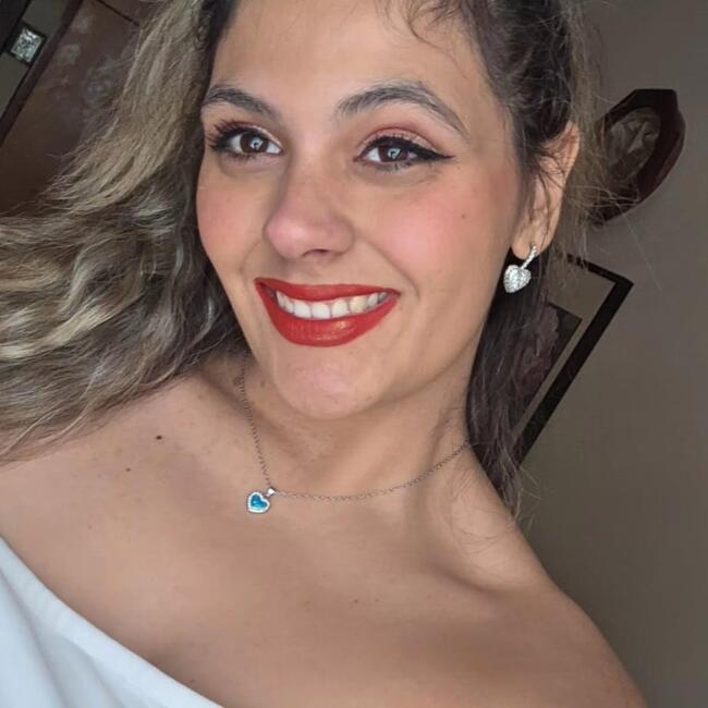 Babysitter in Agía Paraskeví (Αττική): Ελενη