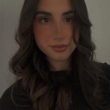 Babysitter in Collinée: Luana Inês