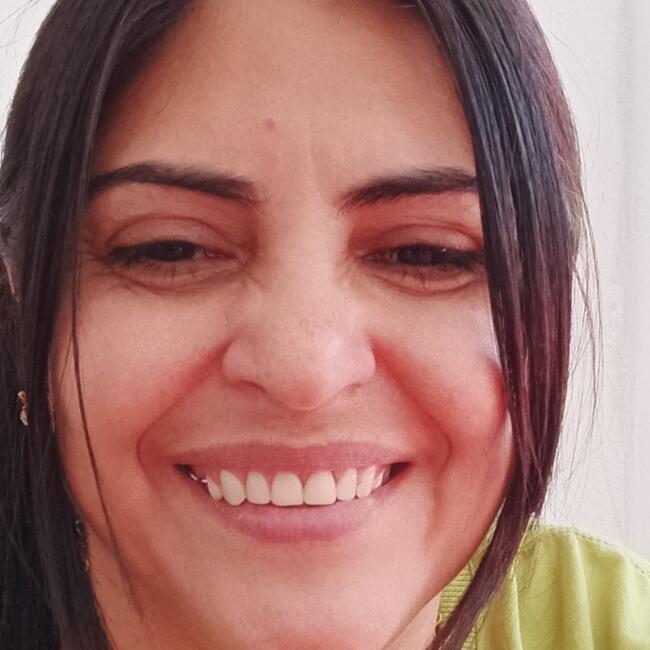 Babá em Fortaleza: Edneide