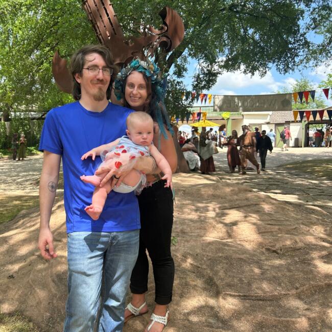 Babysitting job in Lewisville: Shelbe